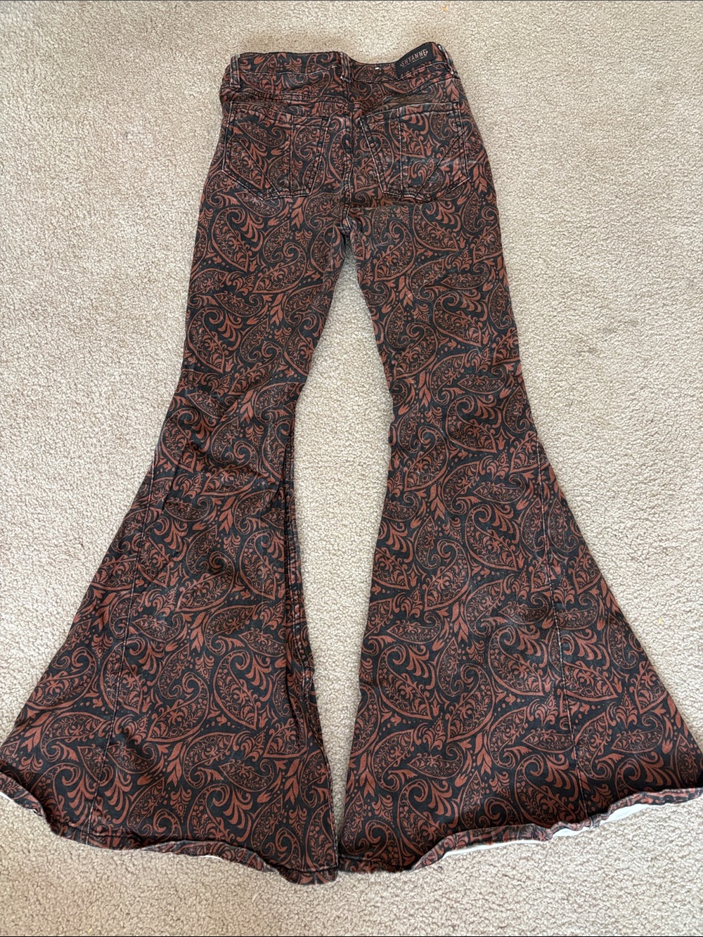 Shyanne Paisley Bell Bottom Jeans - Black & Brown Women’s size 28 x 34L - Picture 7 of 8